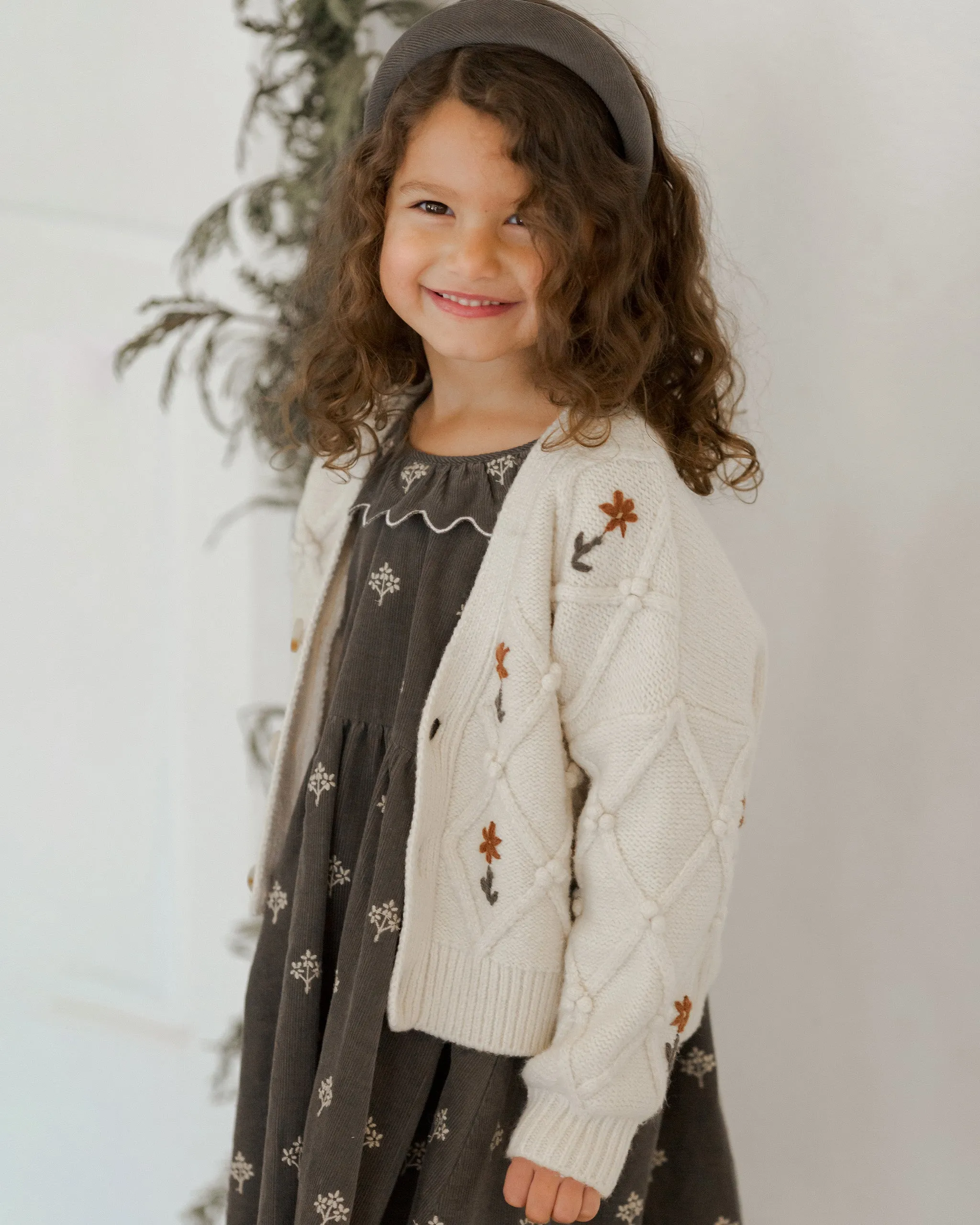 Boxy Cardigan - Winter Floral Embroidery