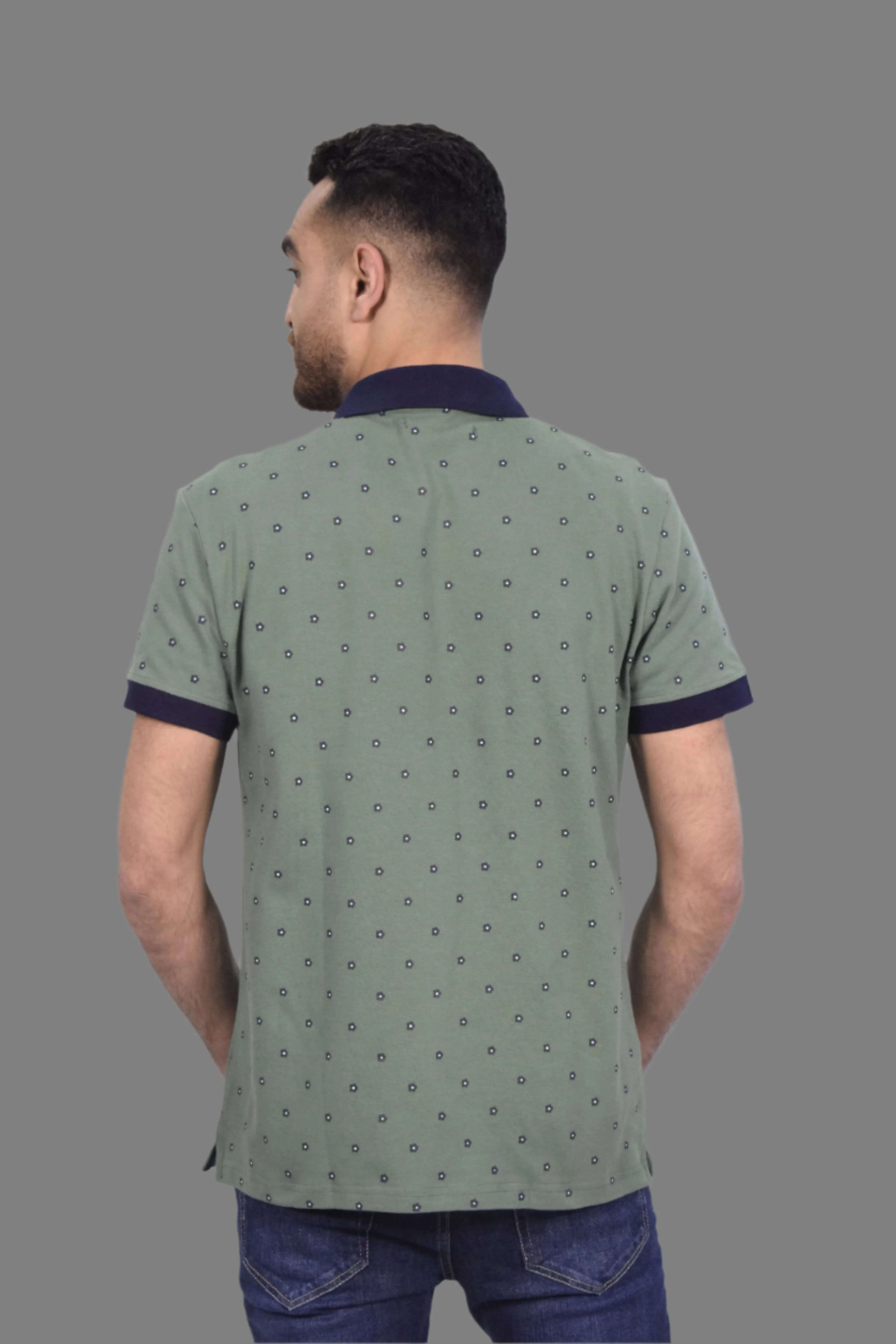 t-shirt collared (polo)